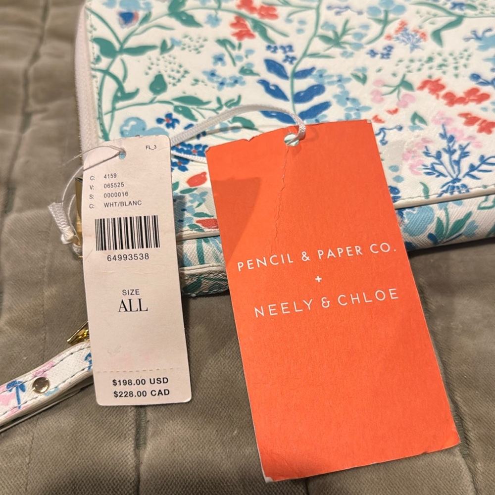 Pencil and Paper Co Neely & Chloe passport wallet